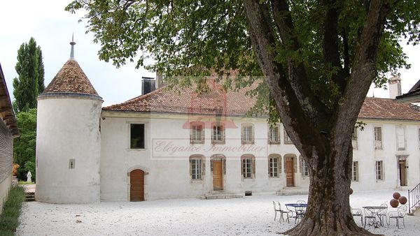 Château de Bursins - domaine viticole et hôtellerie.