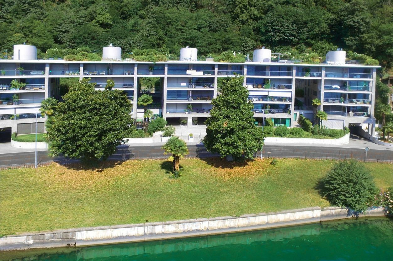 Brand New Modern 2 Bedroom Apartment with Unobstructed Lake View
